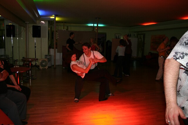 min 2006 04 21 phisa swingfire 092